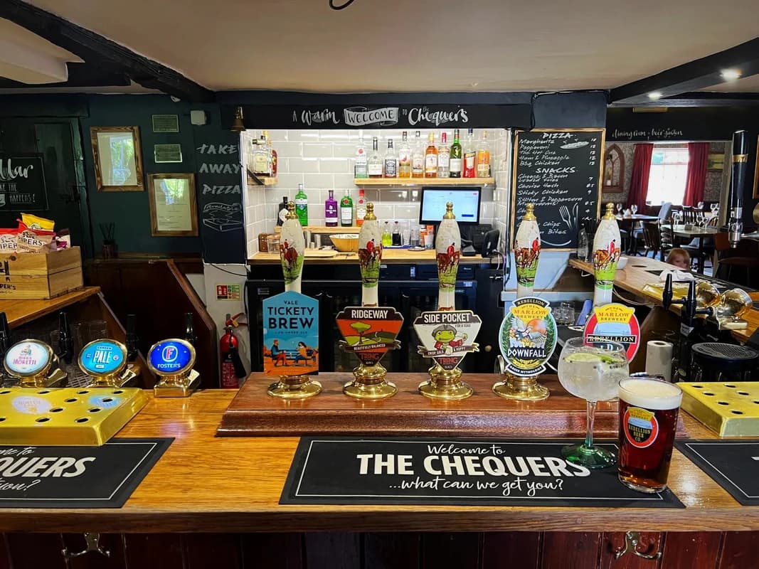 The Chequers, Wheeler End - Image 5